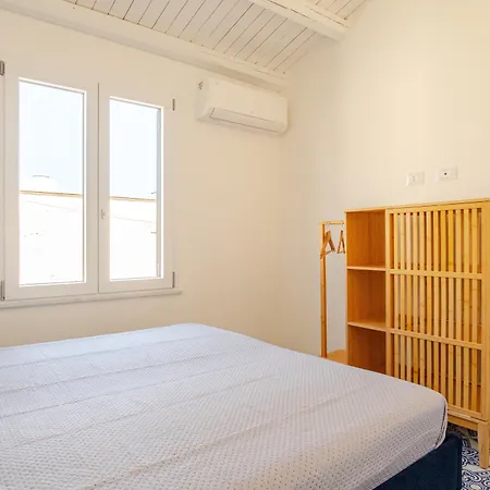 Zisa Romantic Terrace & Private Outdoor Jacuzzi *