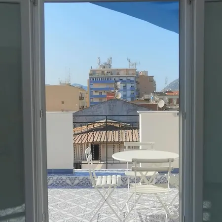 Zisa Romantic Terrace & Private Outdoor Jacuzzi Appartement Palermo