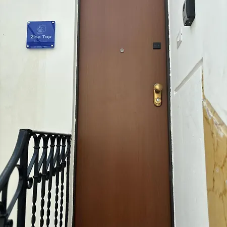 Zisa Romantic Terrace & Private Outdoor Jacuzzi Appartement *