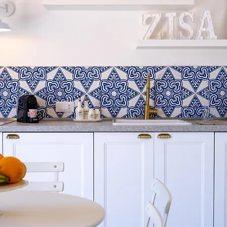 Zisa Romantic Terrace & Private Outdoor Jacuzzi Appartement *