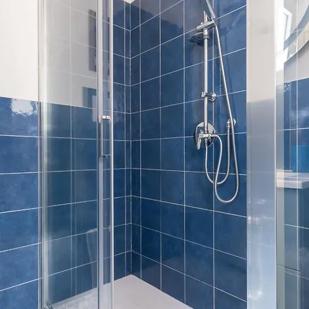 Zisa Romantic Terrace & Private Outdoor Jacuzzi Appartement